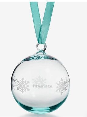 Tiffany & Co. Tiffany Blue and Clear Etched Snowflake Ornament in original box